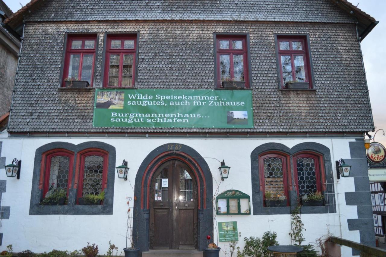 Burgmannenhaus Hotel Steinau an der Straße Exterior foto