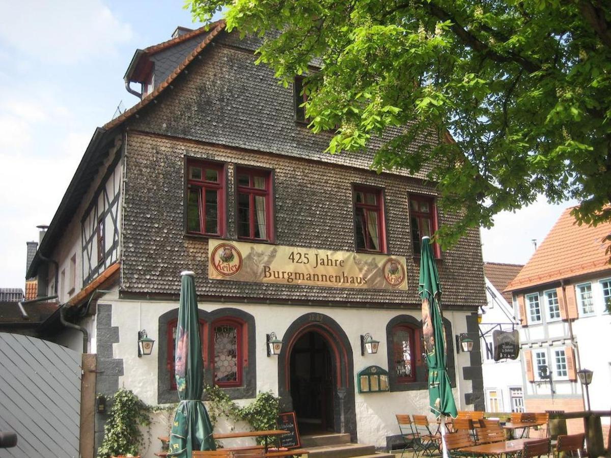 Burgmannenhaus Hotel Steinau an der Straße Exterior foto