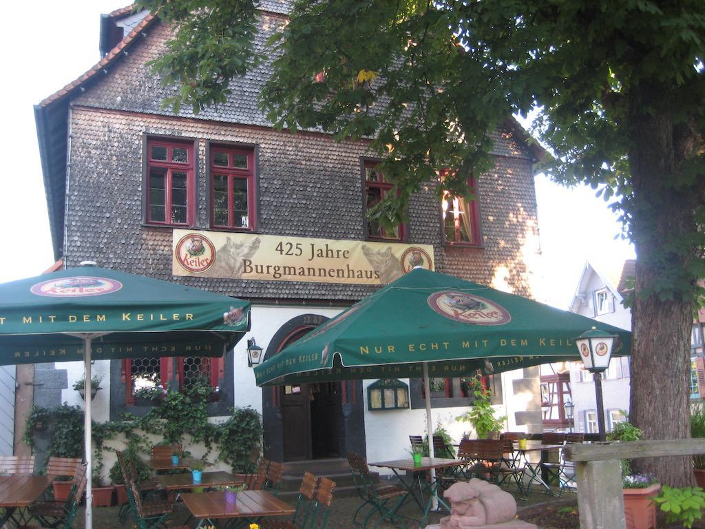 Burgmannenhaus Hotel Steinau an der Straße Exterior foto